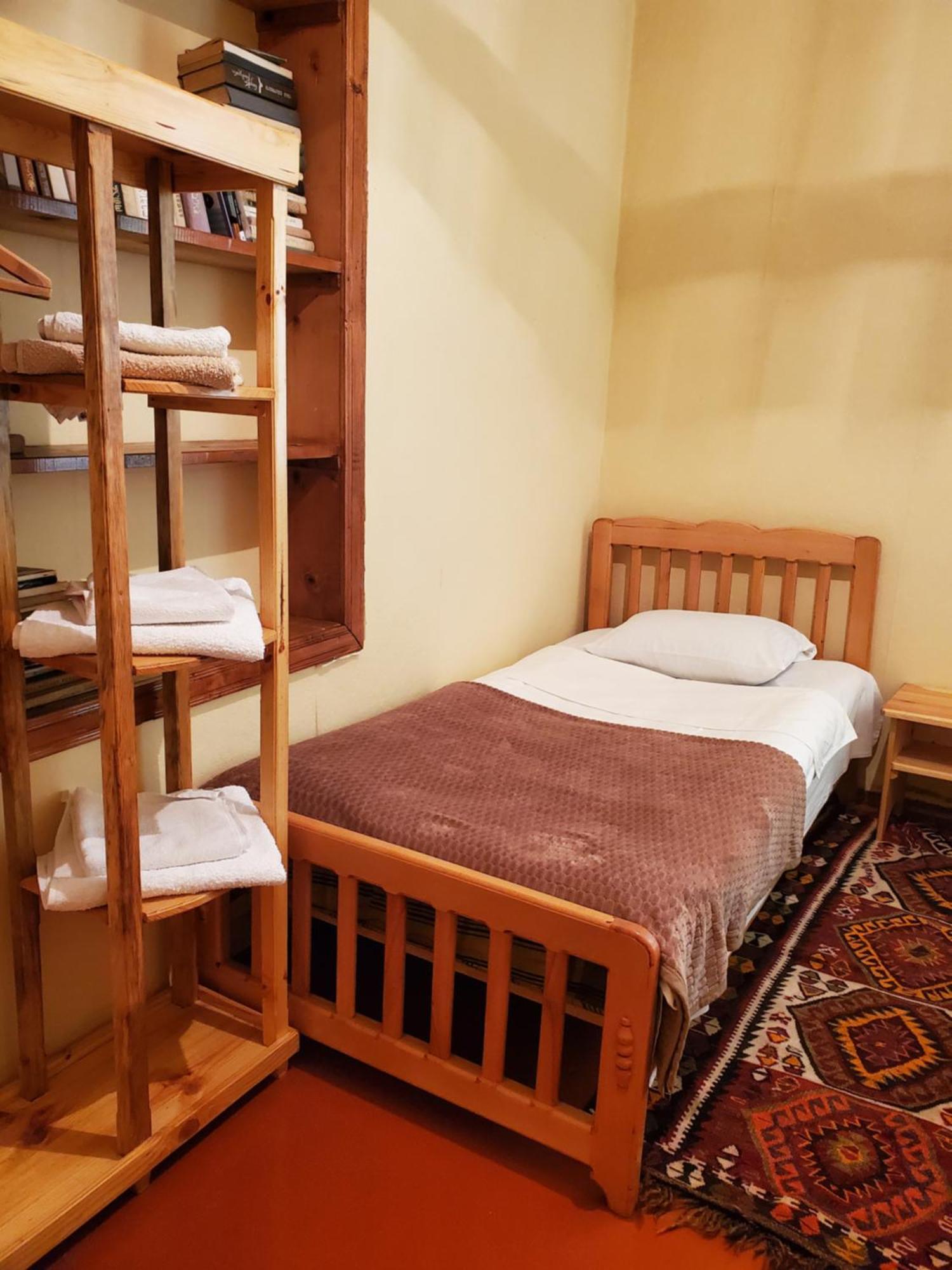 Ailama Guesthouse Mestia Habitación foto